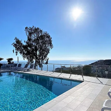 Fuer 4 Personen Ca 90 Qm In Nerja, Andalusien Costa Del Sol Nerja